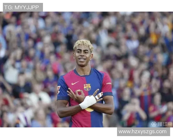 足球明星合影时的各种手势解析与示范大全